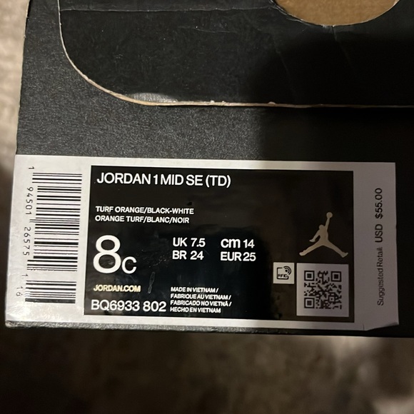 Jordan 1 Mid SE - Picture 6 of 6